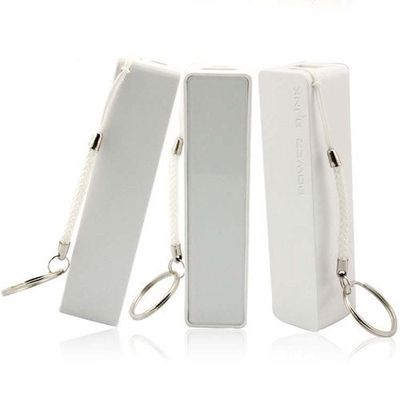 Estación de carga blanca del teléfono celular 2600mAh, cargador de batería portátil del llavero del banco del poder