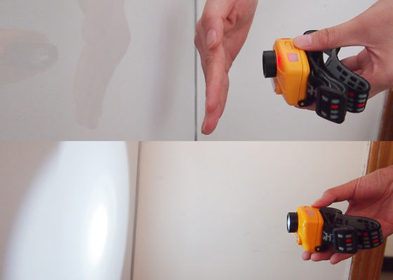300LM antorcha de aluminio plástica de la cabeza del CREE LED con la función del sensor